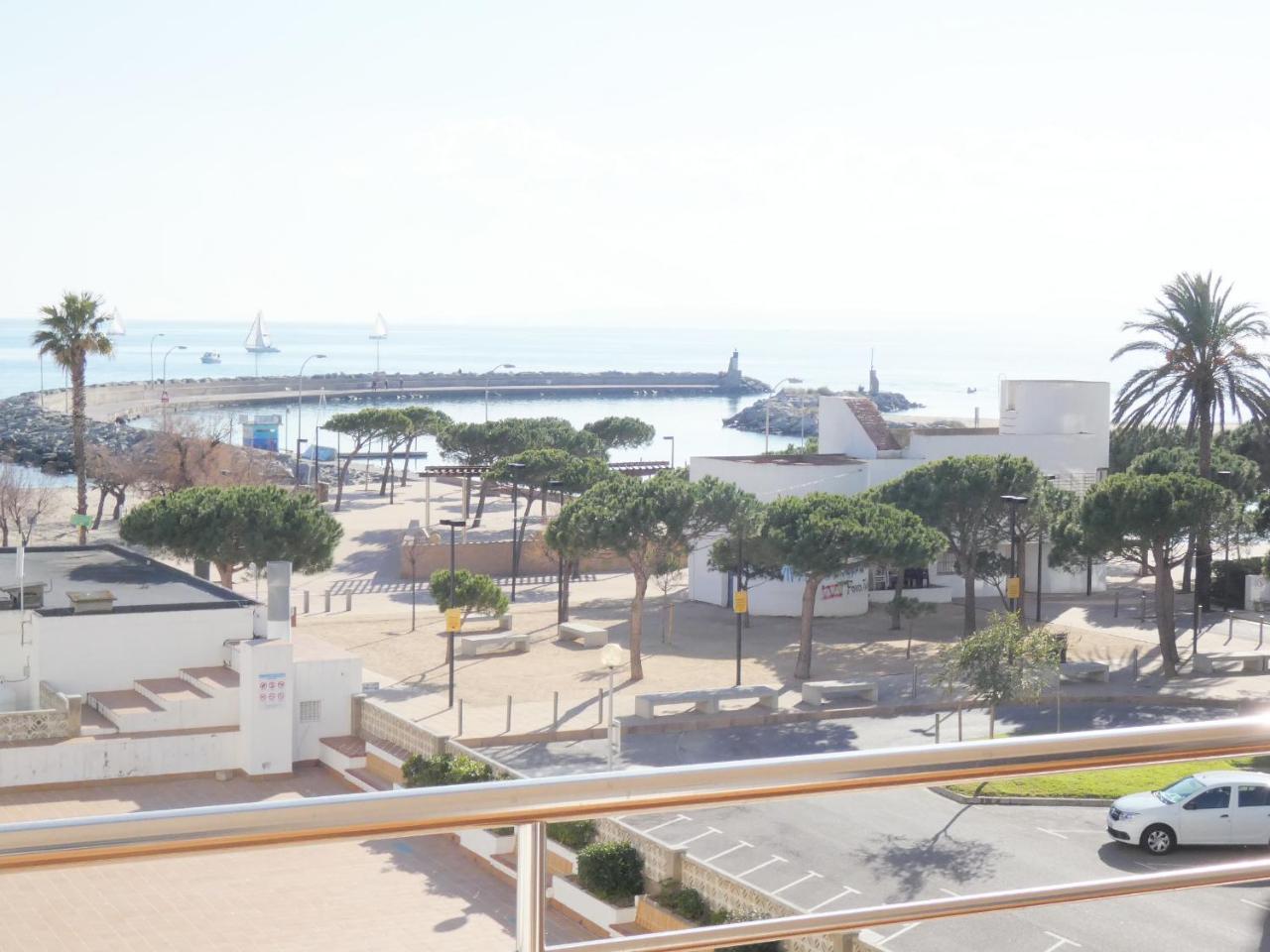 Mare Nostrum 132 Rosas Exterior foto